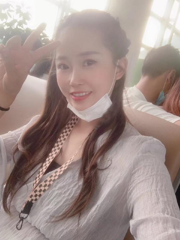 宁乙的第一张照片--深圳相亲服务中心