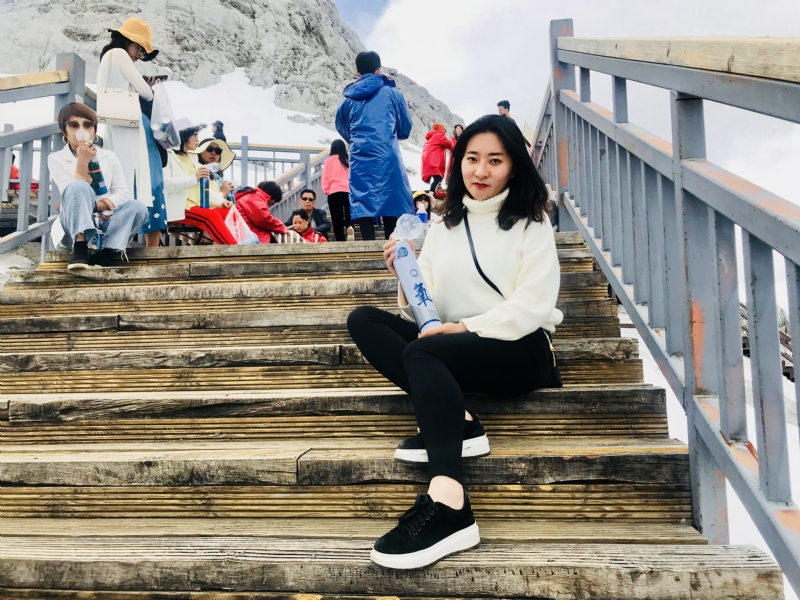 依雪的第四张照片--深圳相亲服务中心