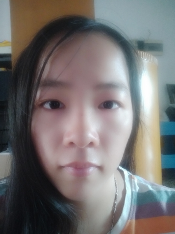w洁的第一张照片--深圳相亲服务中心