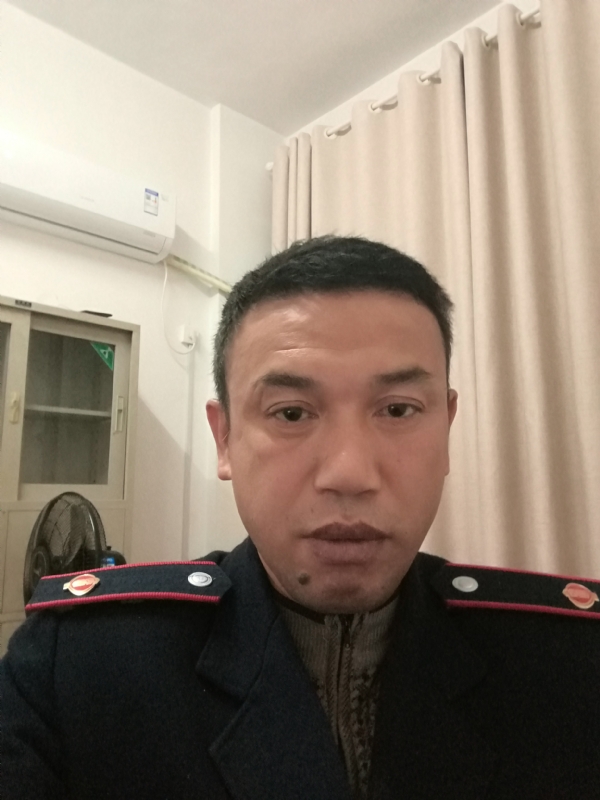 啊刘的第一张照片--深圳相亲服务中心