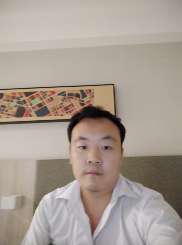 落叶寂寞的第一张照片--深圳相亲服务中心