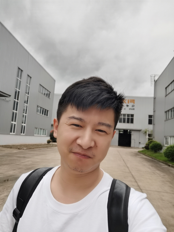 二叔的第二张照片--深圳相亲服务中心