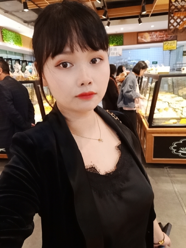 寒心的第二张照片--深圳相亲服务中心