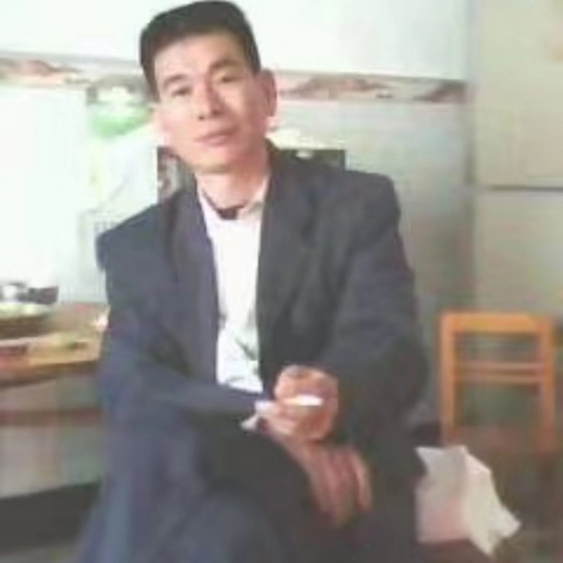 阳光照耀的第一张照片--深圳相亲服务中心