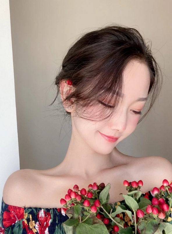 小诗vanessa的第二张照片--深圳相亲服务中心