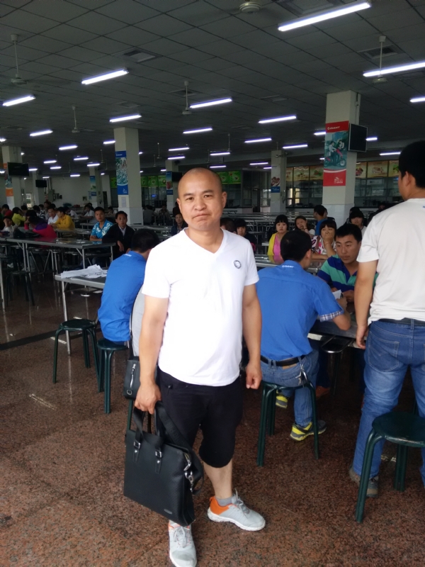 人在旅途的第五张照片--深圳相亲服务中心