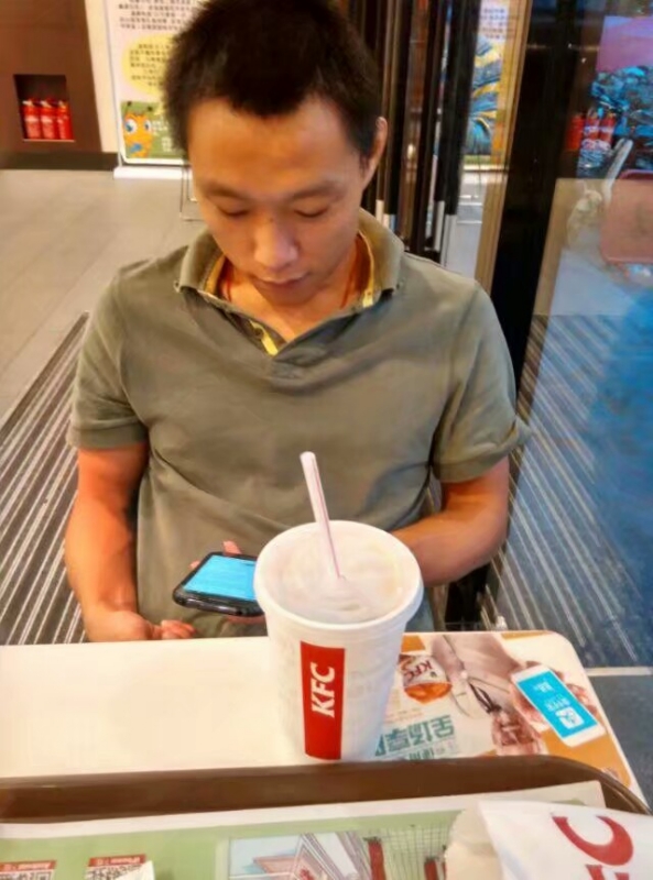 真实找人结婚的第一张照片--深圳相亲服务中心