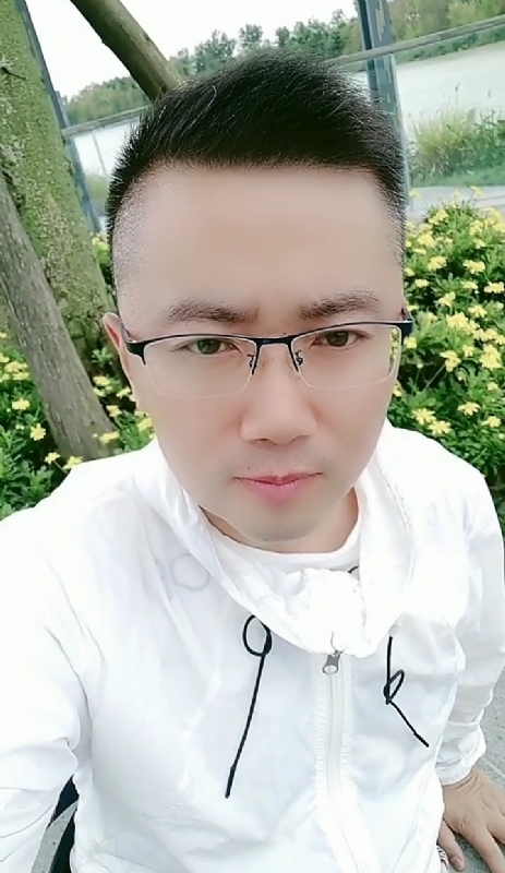 爱吃草的朱丽叶的第一张照片--深圳相亲服务中心