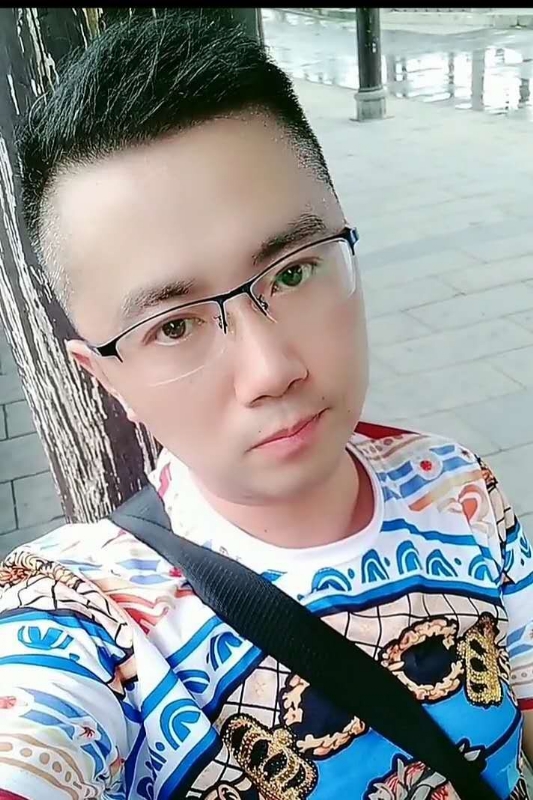 爱吃草的朱丽叶的第二张照片--深圳相亲服务中心