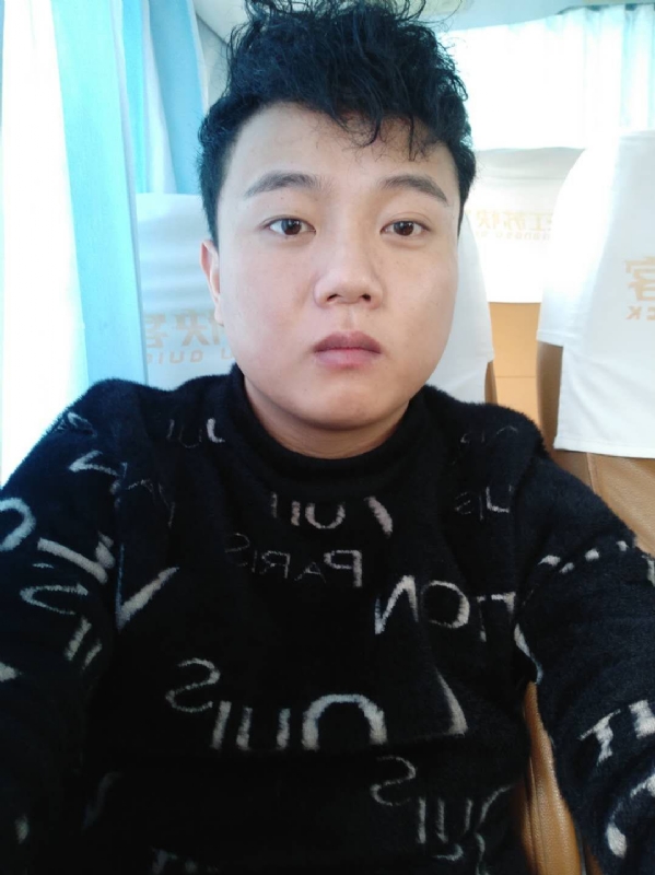 勿忘心安的第一张照片--深圳相亲服务中心