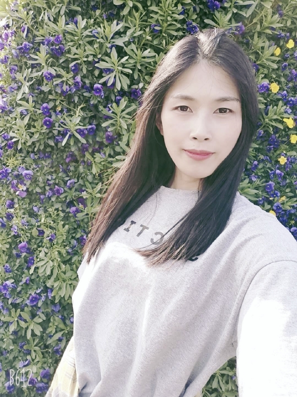 妍妍的第一张照片--深圳相亲服务中心