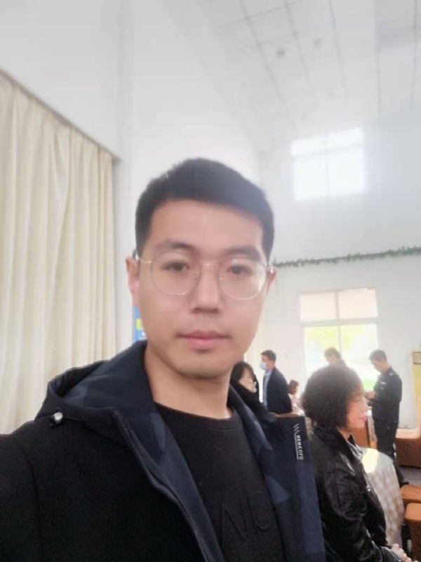 开心的你的第二张照片--深圳相亲服务中心