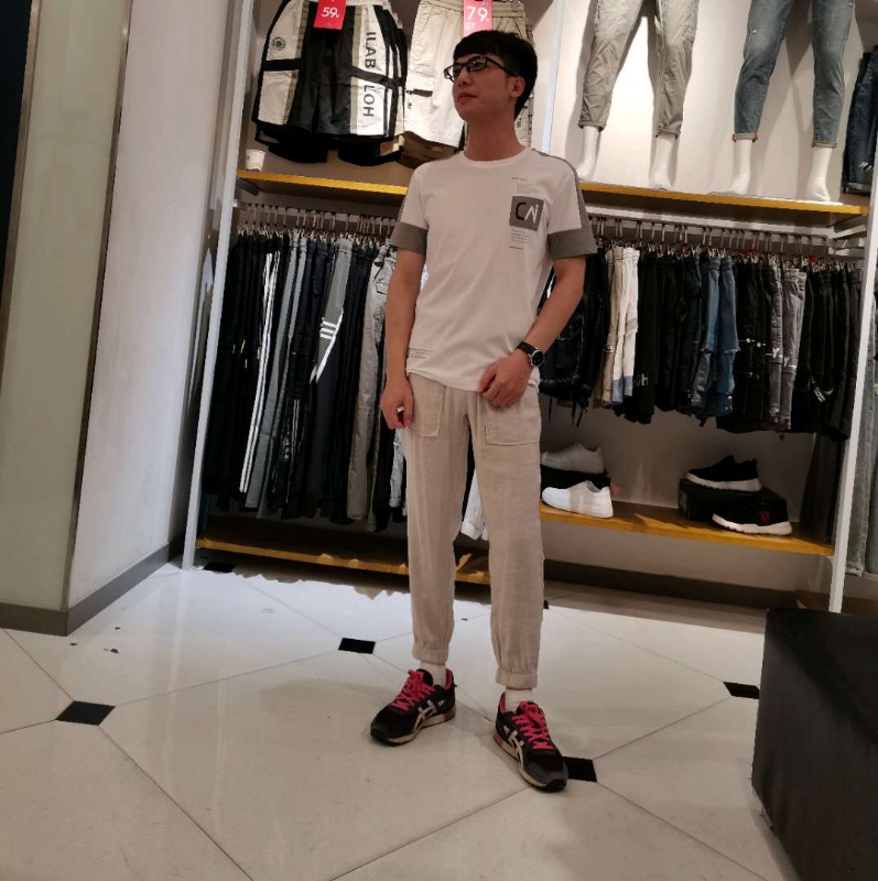 展昭的第四张照片--深圳相亲服务中心