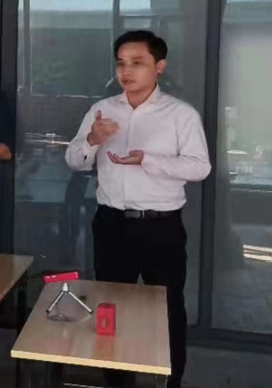 翼只等你的第一张照片--深圳相亲服务中心