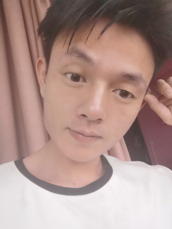 一一得一的第一张照片--深圳相亲服务中心