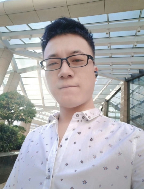 你是人间四月天的第一张照片--深圳相亲服务中心