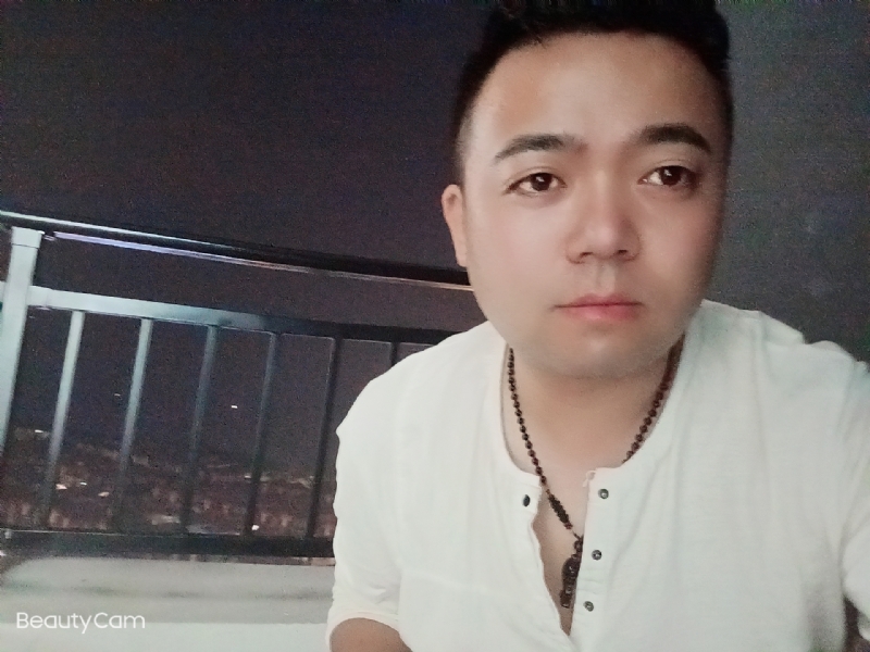 可么嗯哼的第一张照片--深圳相亲服务中心