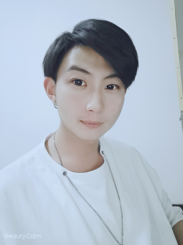 漠然的第一张照片--深圳相亲服务中心