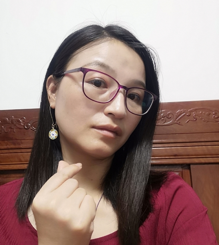 妹叮的第一张照片--深圳相亲服务中心