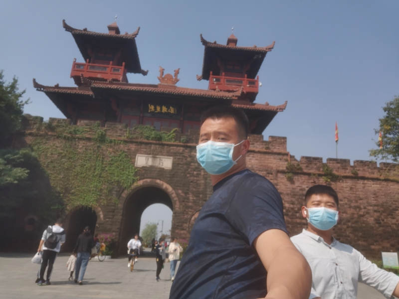 聆听的第一张照片--深圳相亲服务中心