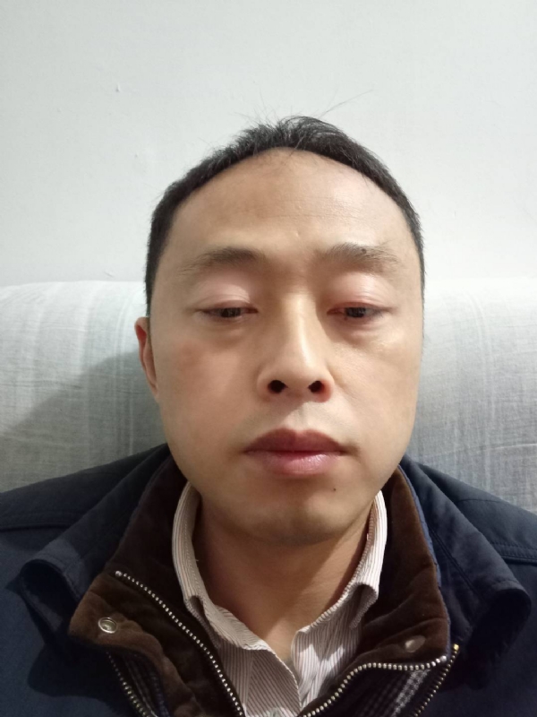 阳光的第一张照片--深圳相亲服务中心