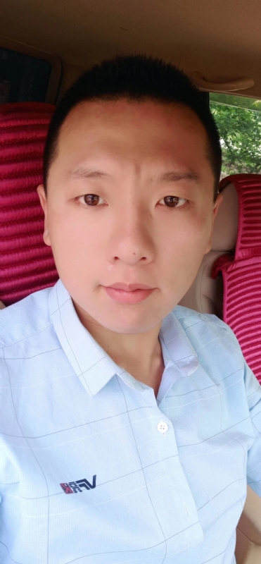 霄上的第一张照片--深圳相亲服务中心