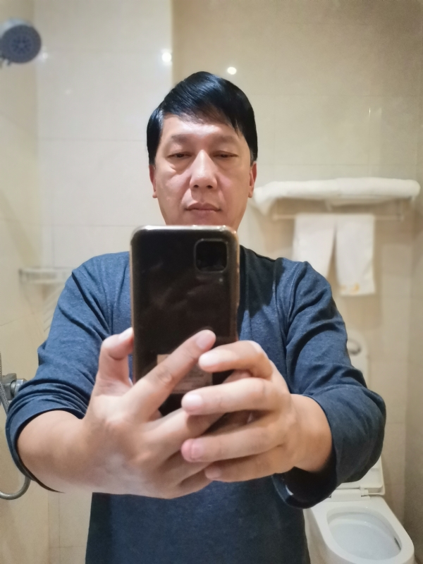 王军的第一张照片--深圳相亲服务中心