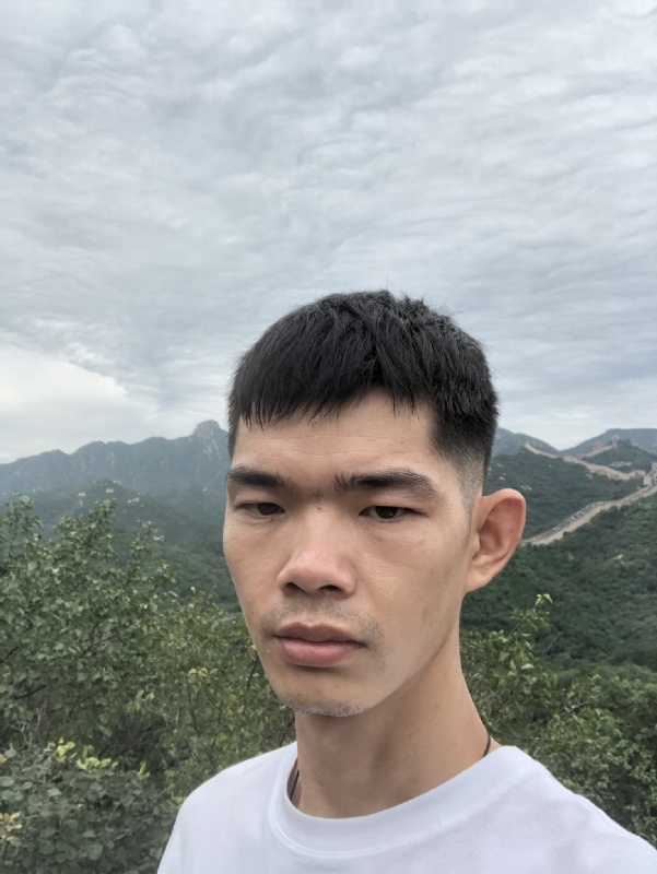 车同轨的第一张照片--深圳相亲服务中心