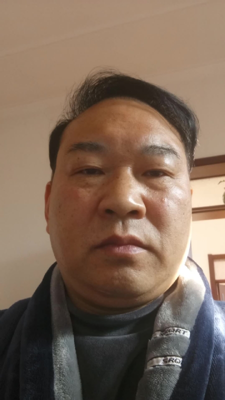 笨笨的第一张照片--深圳相亲服务中心