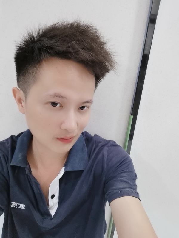 余温的第一张照片--深圳相亲服务中心