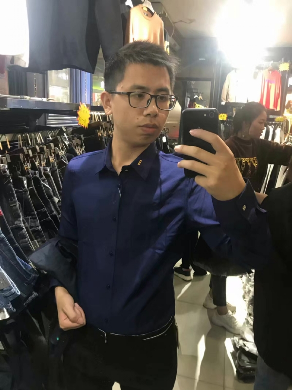 叶自飘零的第二张照片--深圳相亲服务中心