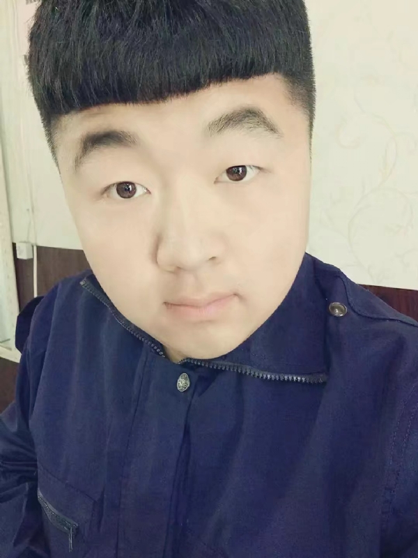牟先森的第一张照片--深圳相亲服务中心