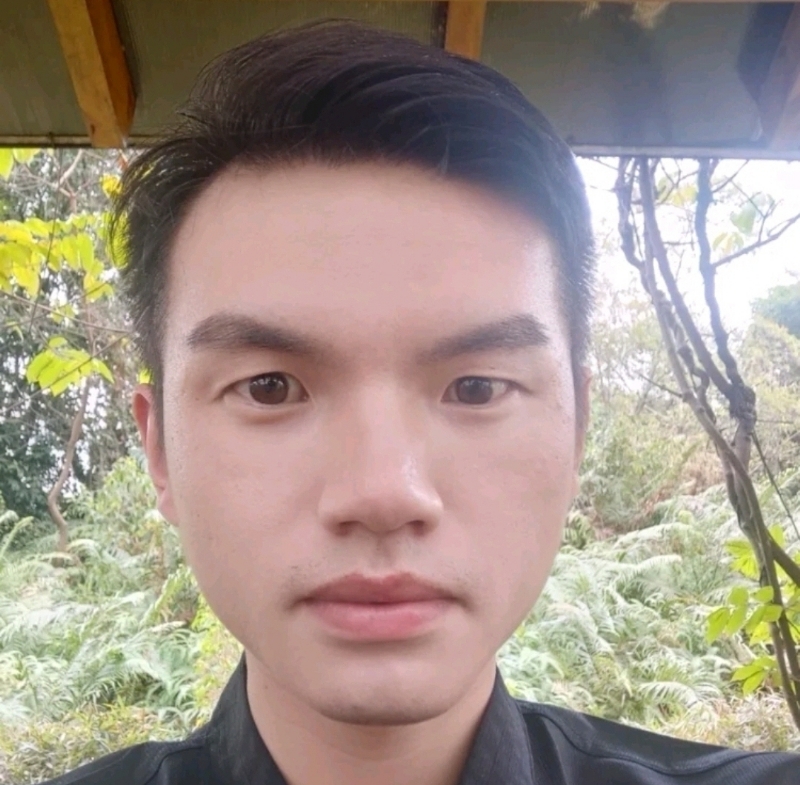 彬彬有礼的第一张照片--深圳相亲服务中心