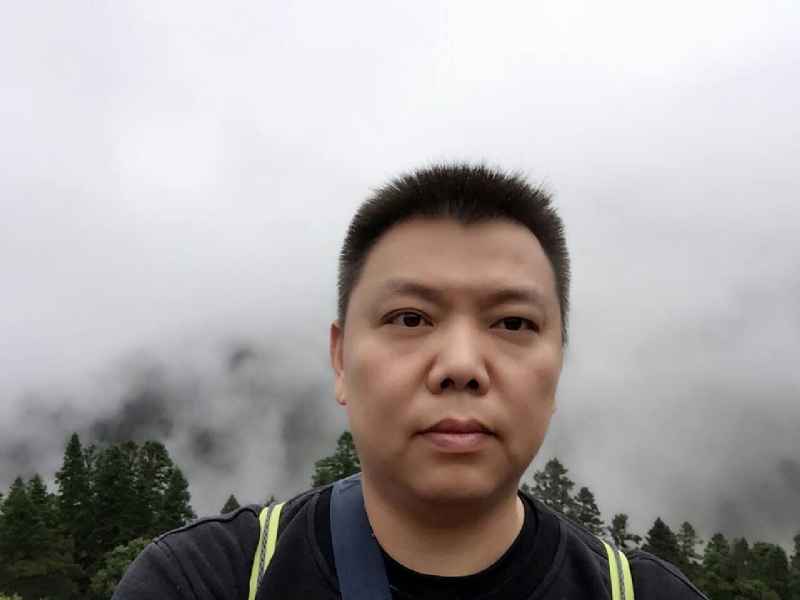 俊哥的第一张照片--深圳相亲服务中心