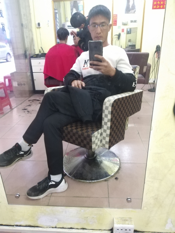 hushuai的第一张照片--深圳相亲服务中心