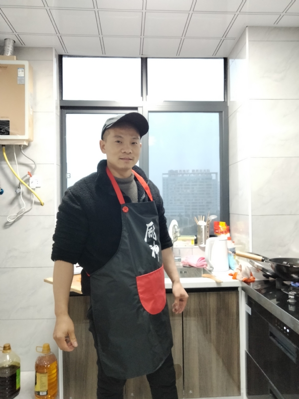 国宝的第一张照片--深圳相亲服务中心