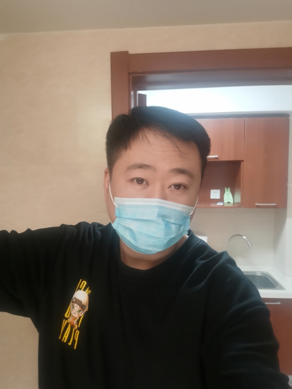 光辉的第一张照片--深圳相亲服务中心