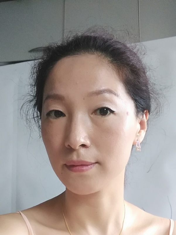 彼岸花的第一张照片--深圳相亲服务中心