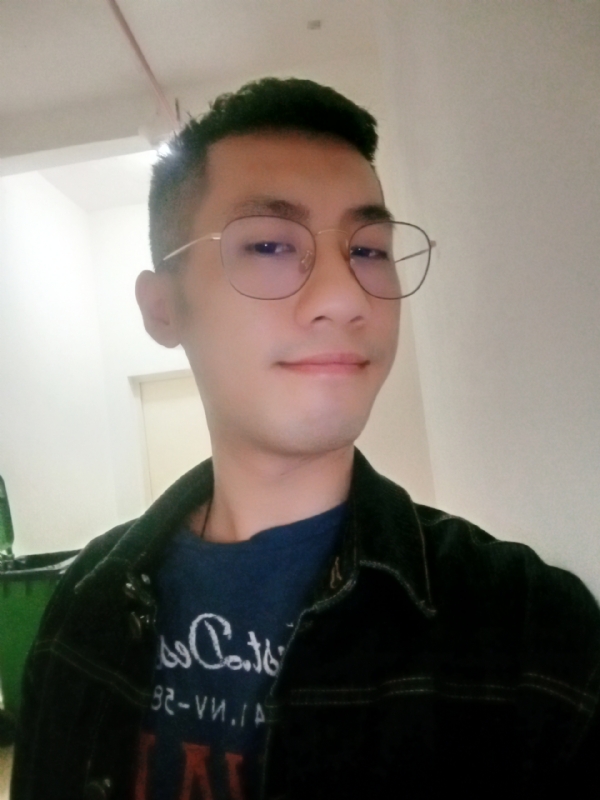 赫兹的第一张照片--深圳相亲服务中心