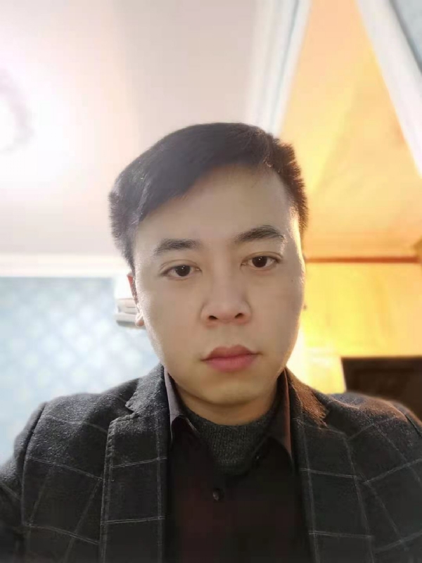 浔城烟雨的第一张照片--深圳相亲服务中心
