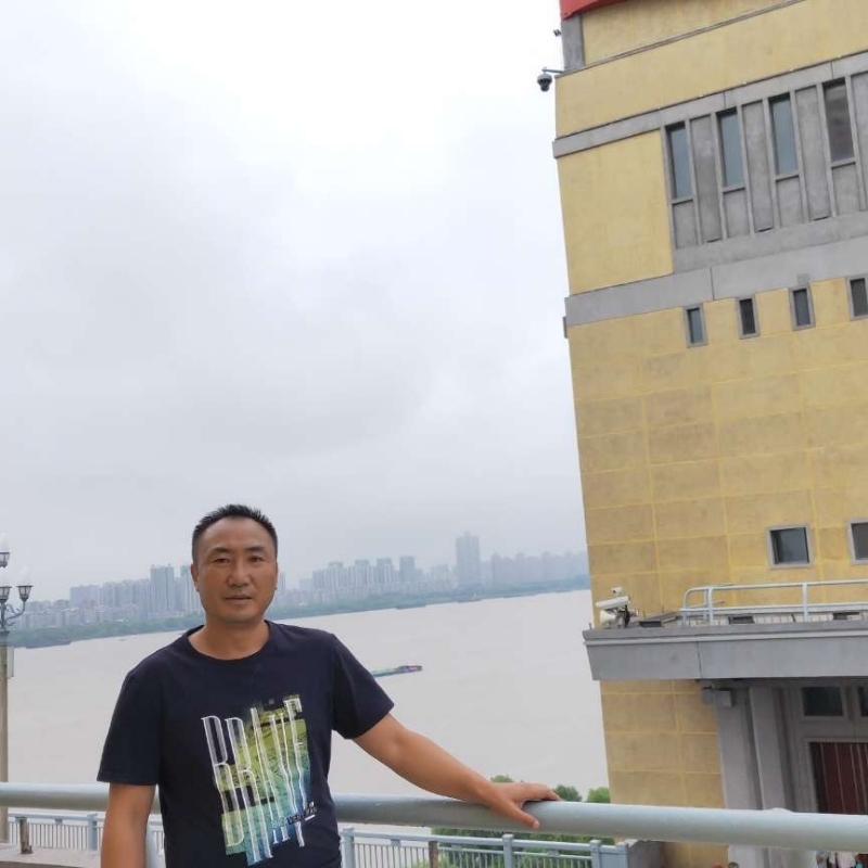 明天的第一张照片--深圳相亲服务中心