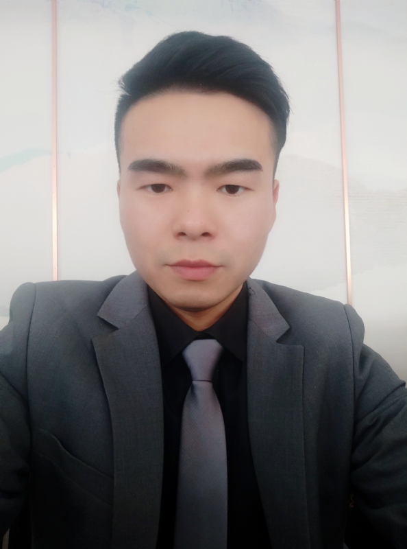 穿西装的鲨鱼的第一张照片--深圳相亲服务中心