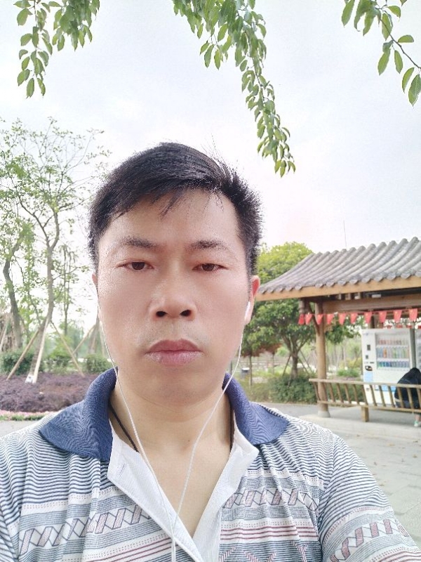 一个人的孤单的第一张照片--深圳相亲服务中心