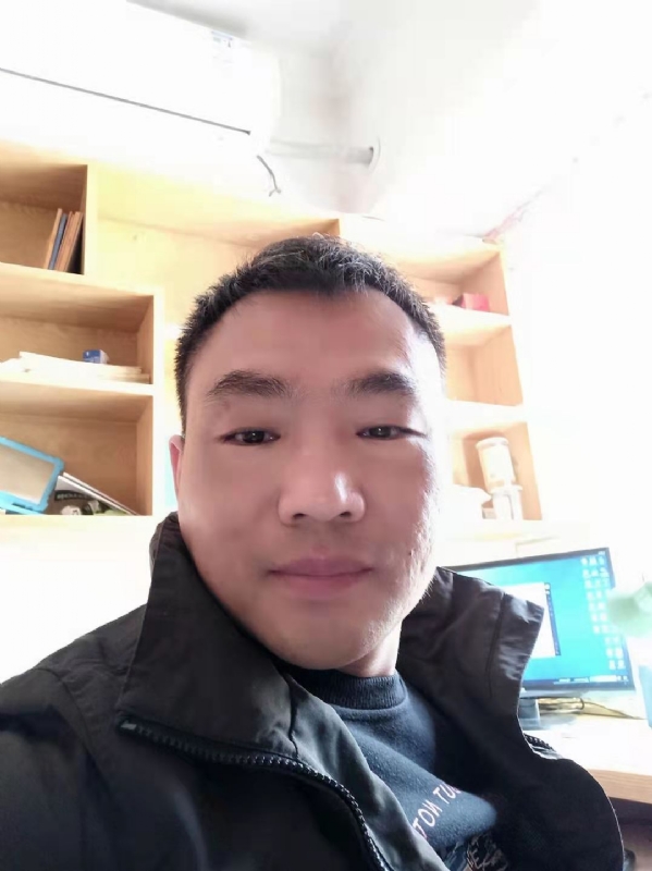 向前葱的第一张照片--深圳相亲服务中心
