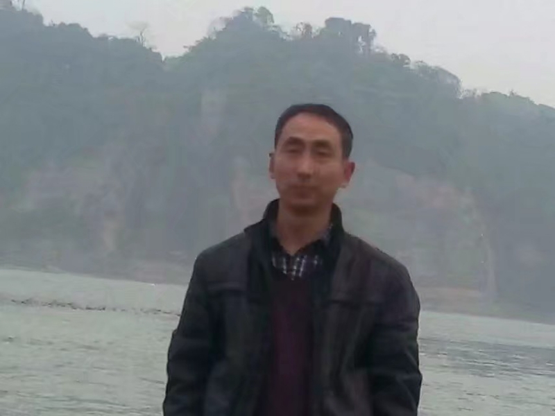 玉树临疯的第二张照片--深圳相亲服务中心