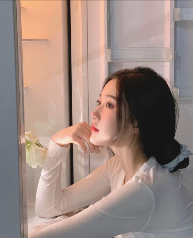 風吹過臉頰的第一张照片--深圳相亲服务中心