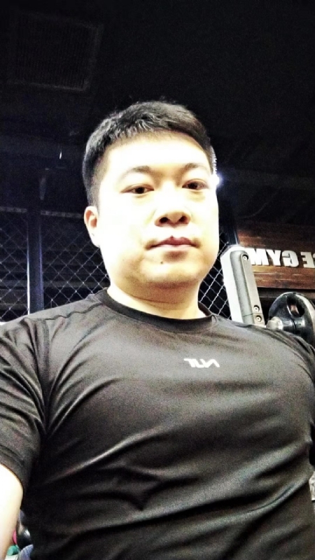 好想遇见你的第二张照片--深圳相亲服务中心