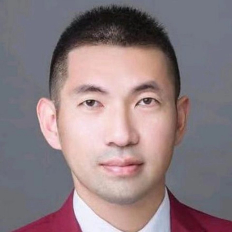 行者李的第一张照片--深圳相亲服务中心