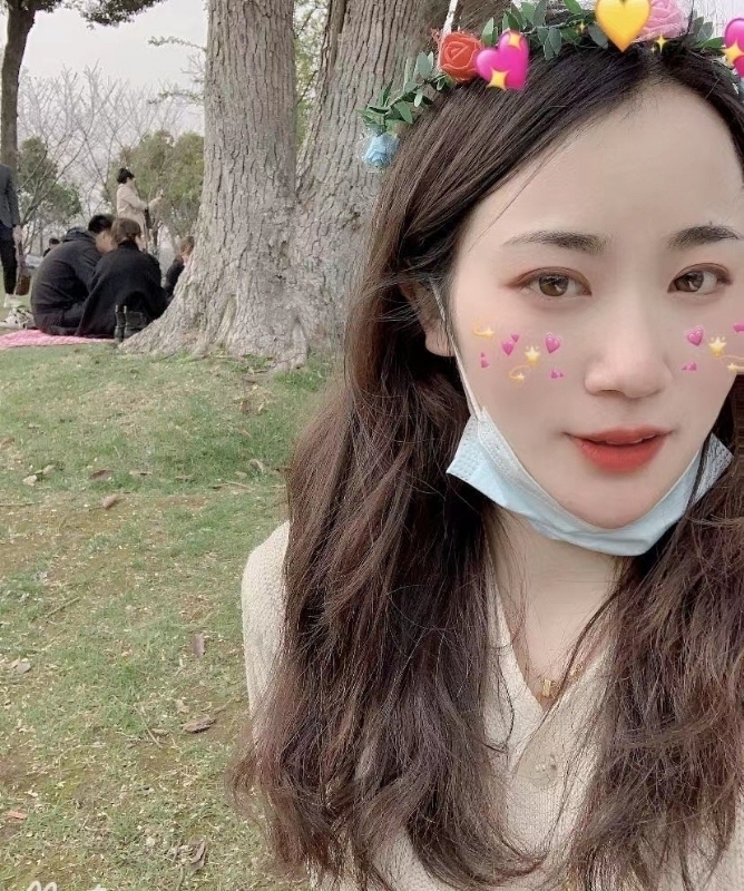 小花的第一张照片--深圳相亲服务中心