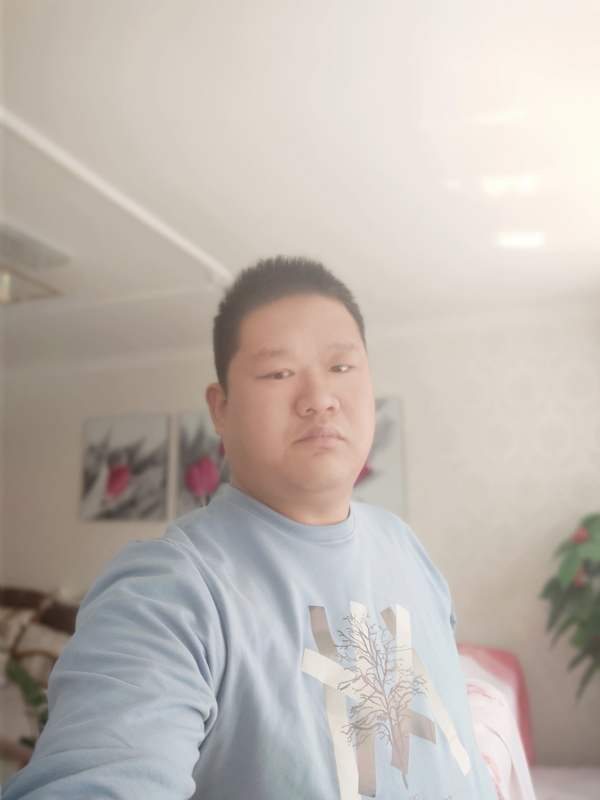 别无选择的第一张照片--深圳相亲服务中心